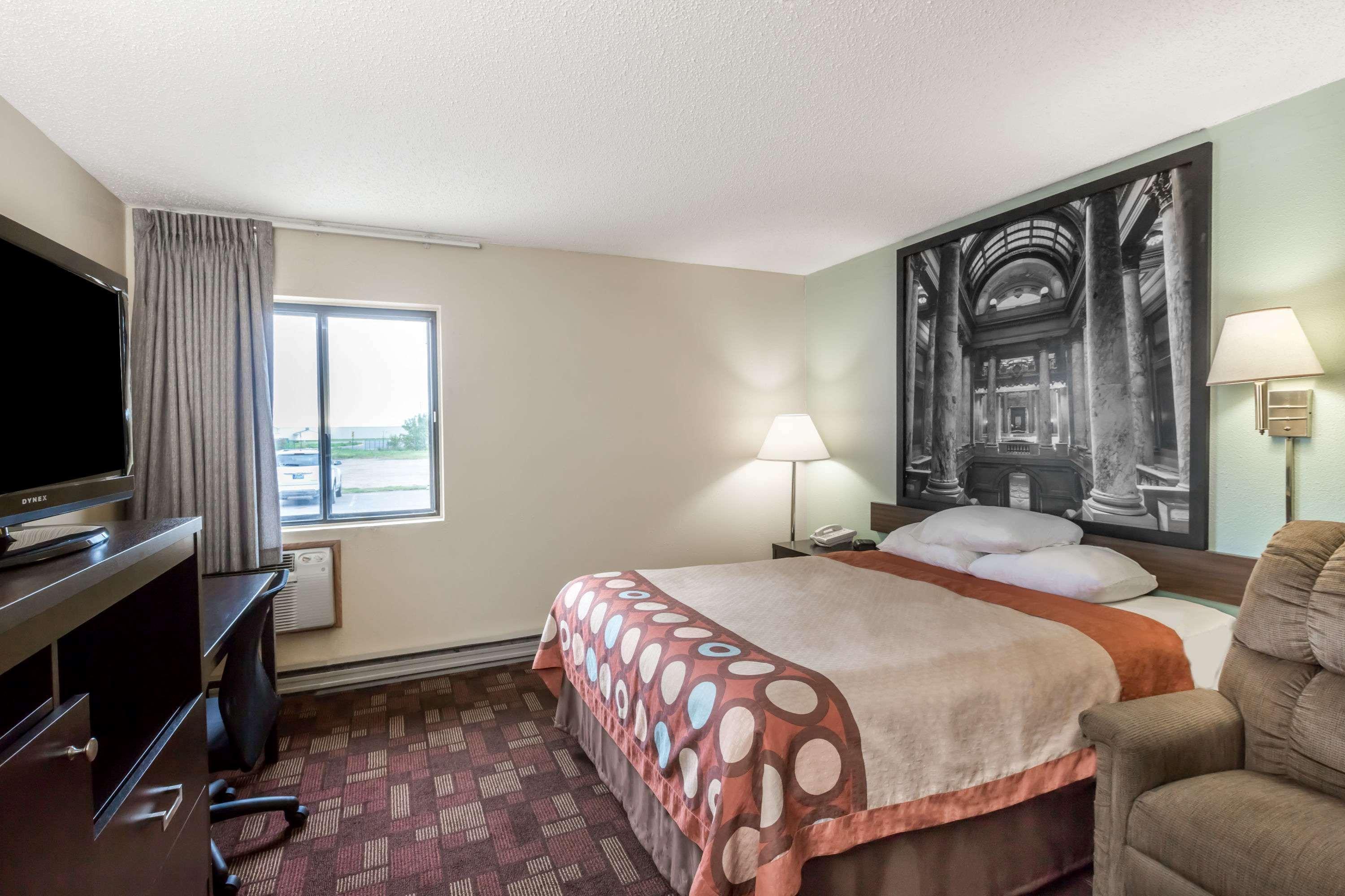 Super 8 By Wyndham Luverne Exterior foto