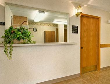 Super 8 By Wyndham Luverne Interior foto